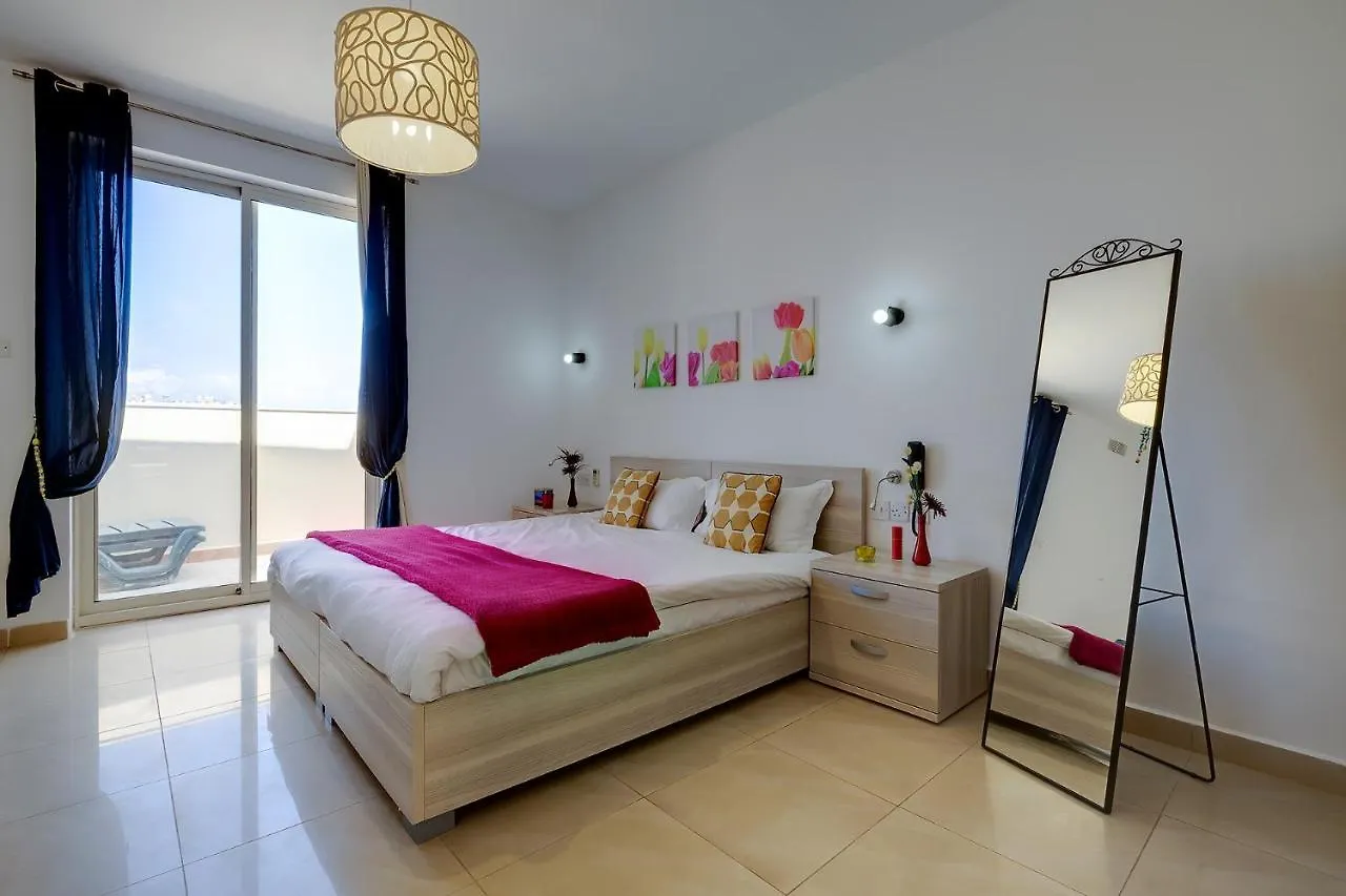 Cosy 1Br Penthouse Close To The Promenade Sliema Apartment